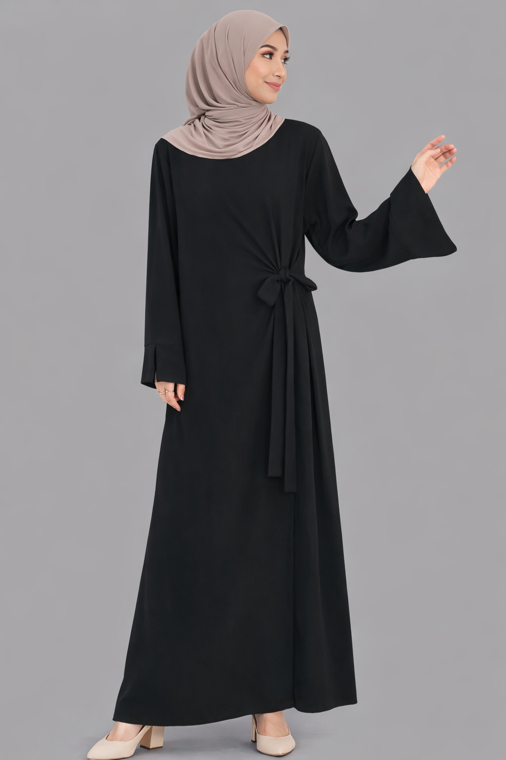 IRYA SIDE WRAP IN BLACK